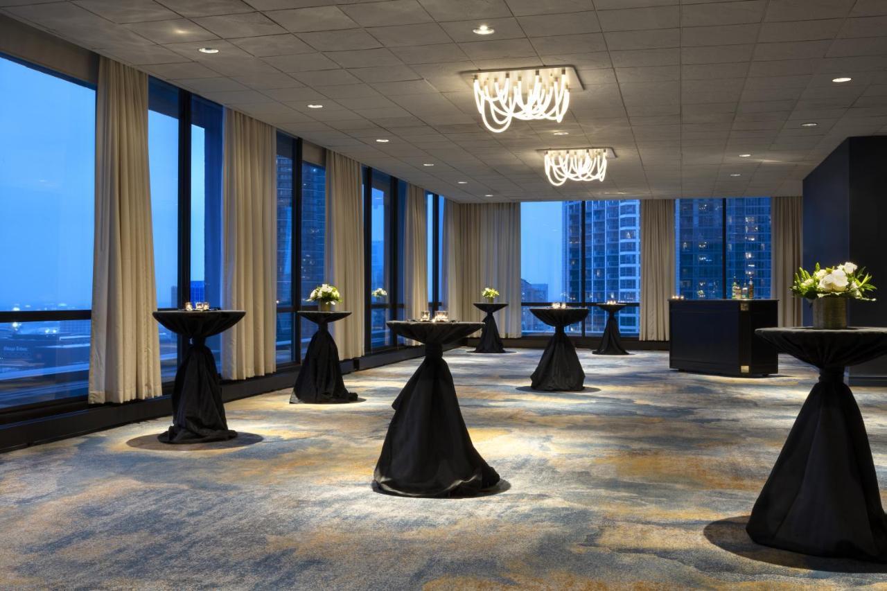 Voco Chicago Downtown - Riverwalk By Ihg מראה חיצוני תמונה