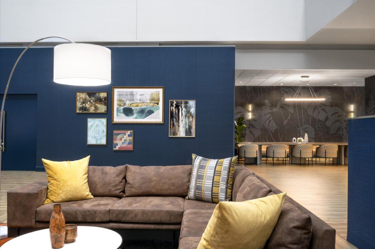 Voco Chicago Downtown - Riverwalk By Ihg מראה חיצוני תמונה