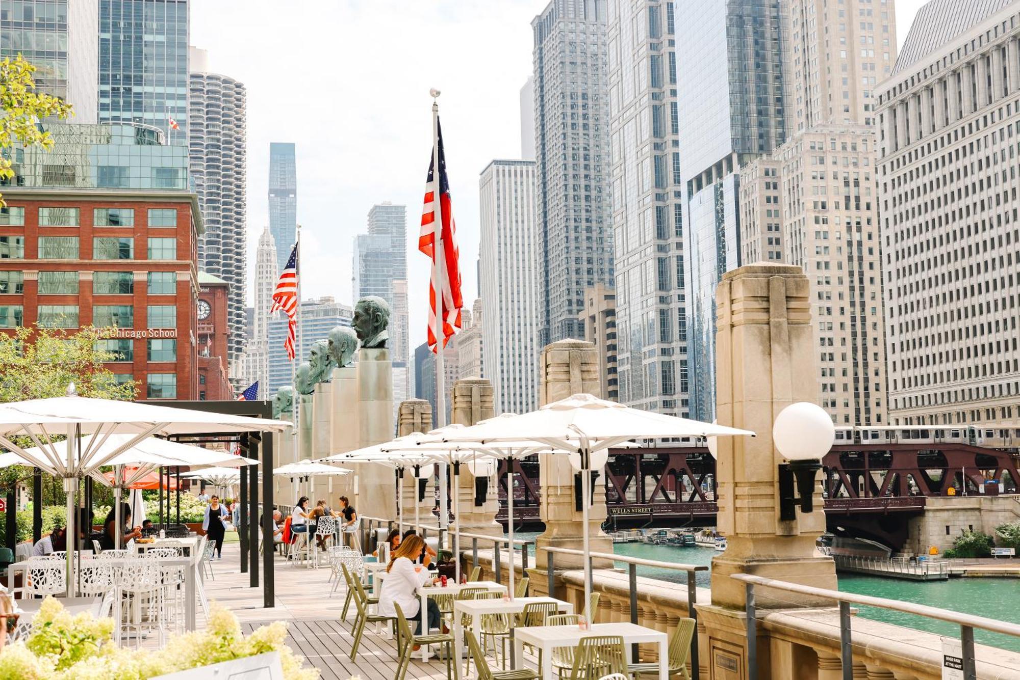 Voco Chicago Downtown - Riverwalk By Ihg מראה חיצוני תמונה
