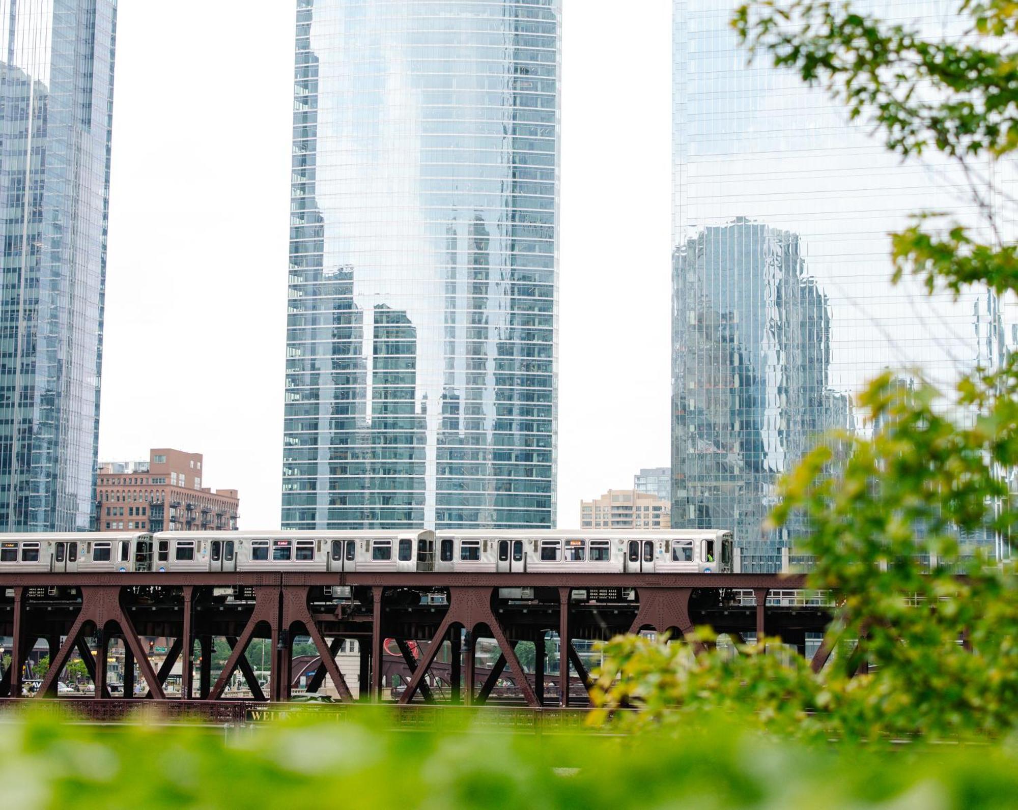 Voco Chicago Downtown - Riverwalk By Ihg מראה חיצוני תמונה